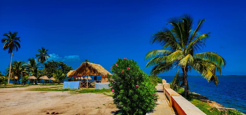 Playa Isabela de Sagua — photo by lezumbalaberenjena