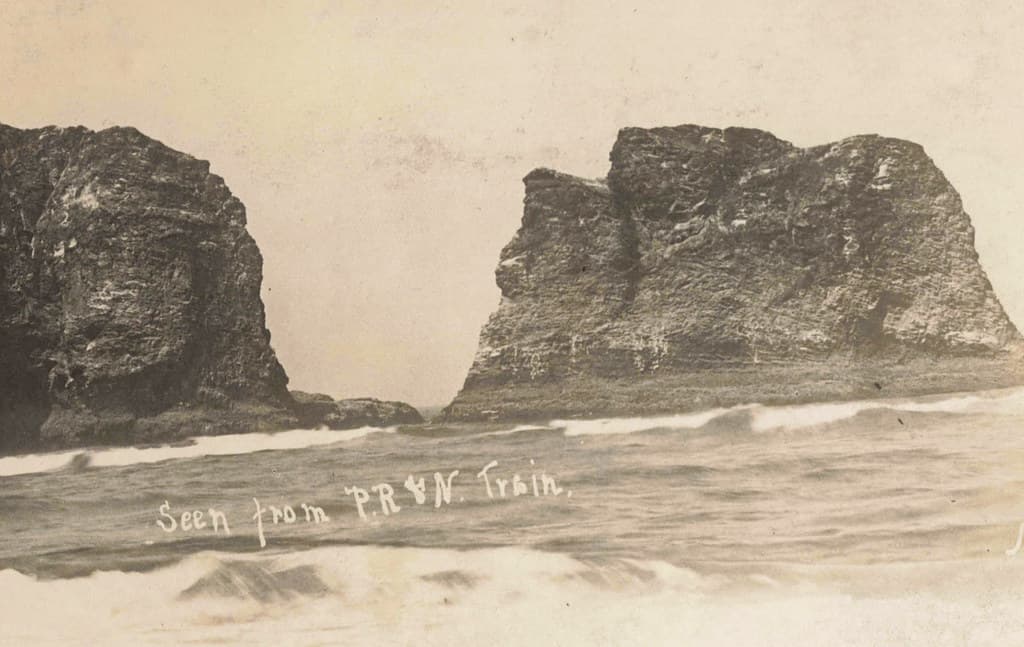 Twin Rocks Beach view 2