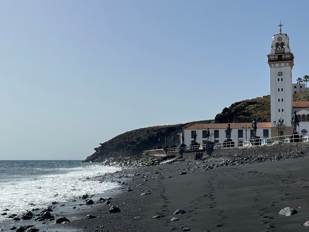 Playa de La Entrada view 3