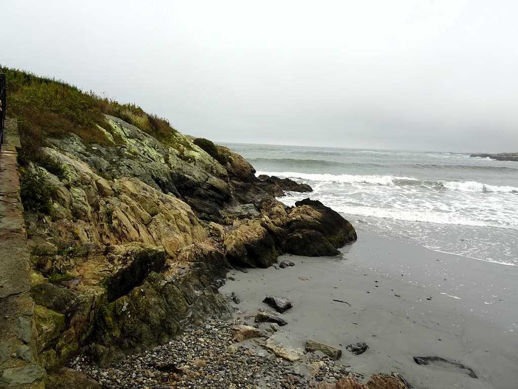 Baileys Beach