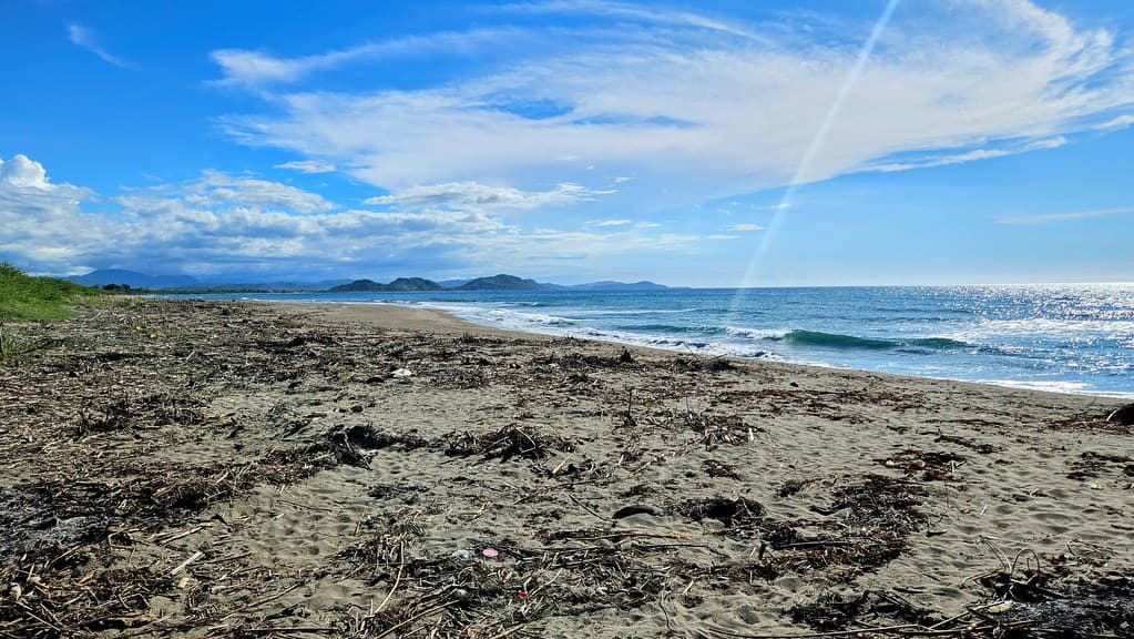 Narvacan Beach