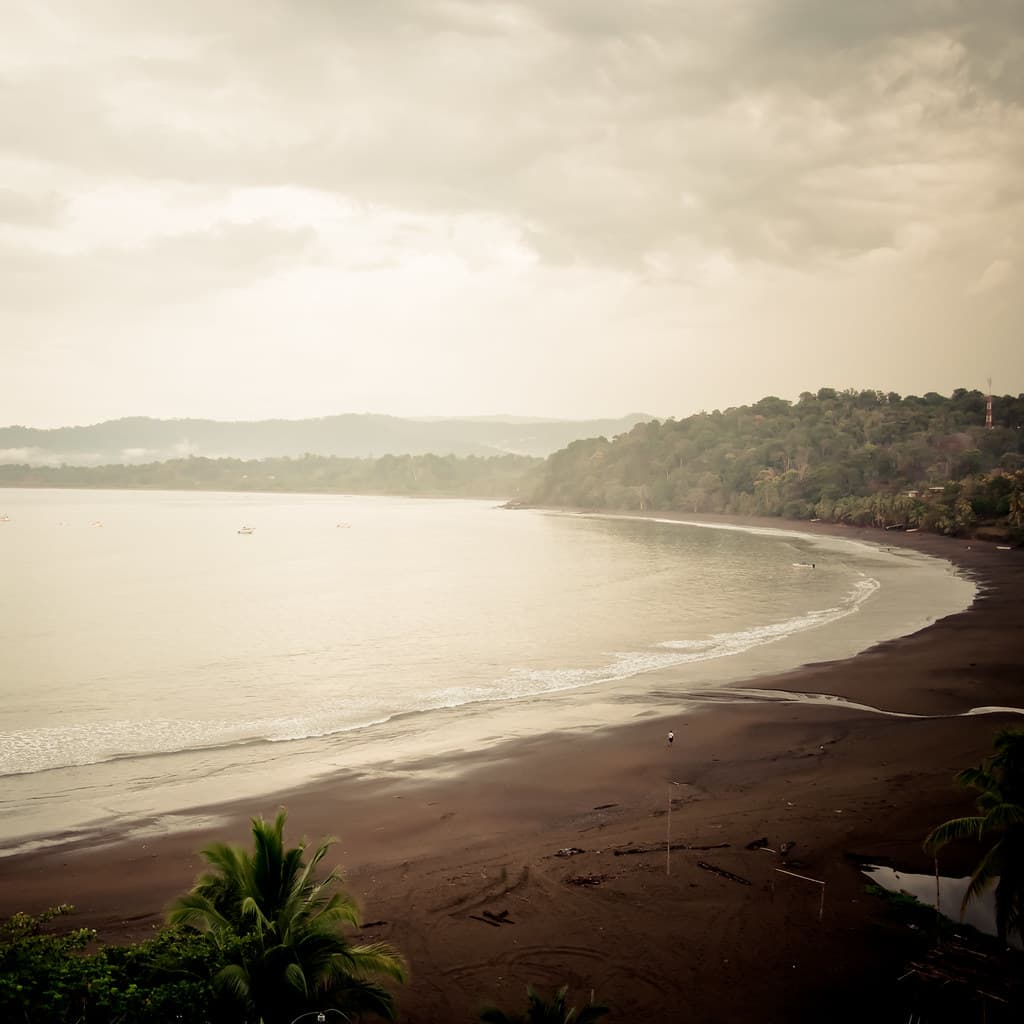 Playa Las Caletas — photo by Pedro fait de la Photo