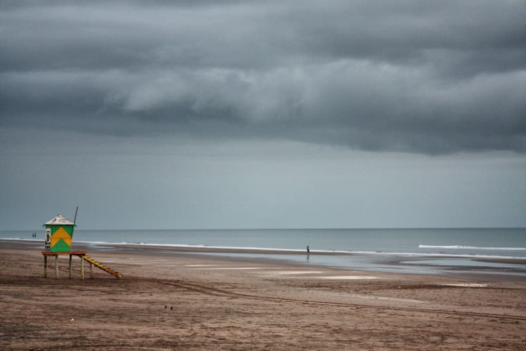 Playa Monte Hermoso view 2