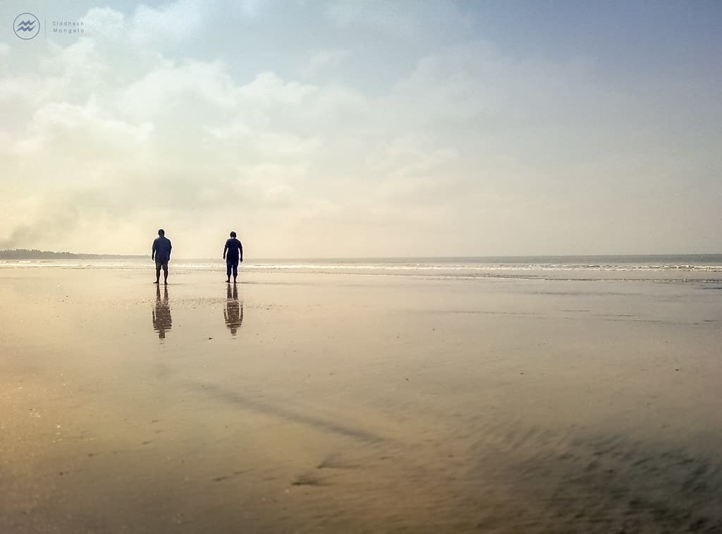 Tarapur Beach — photo by Sid da' Cool