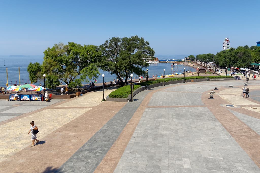 Tikhaya Bay Beach