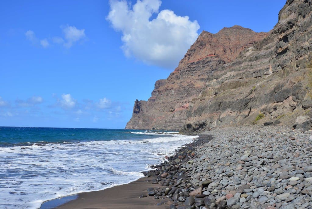 Playa de Güigüí view 2