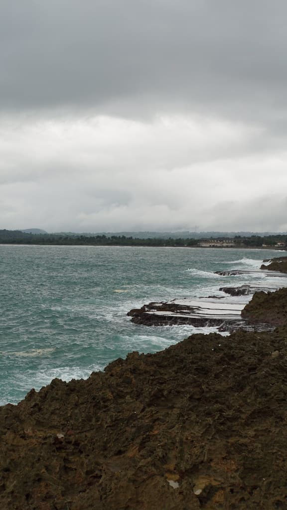 Playa Manglito — photo by Miguel Discart & Kiri Karma (Photos Vrac)