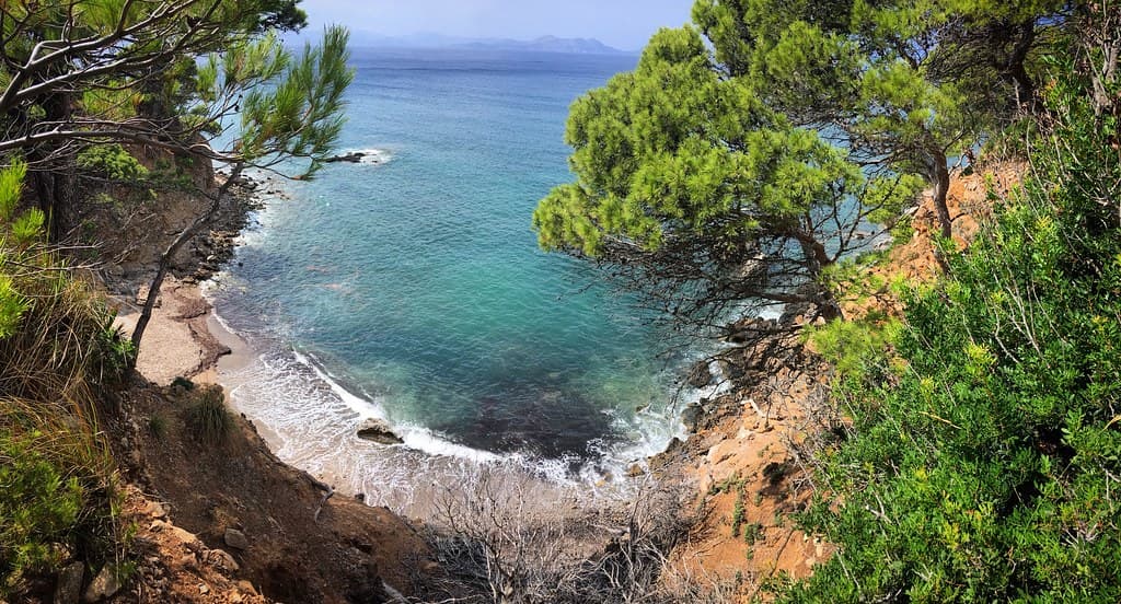 Cala Estreta