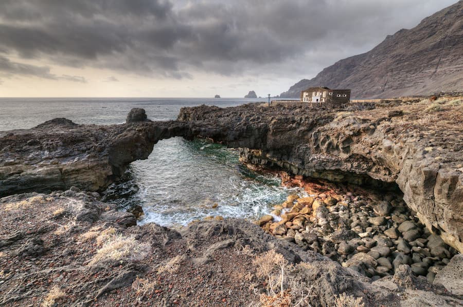 Playa de El Cantadal view 2