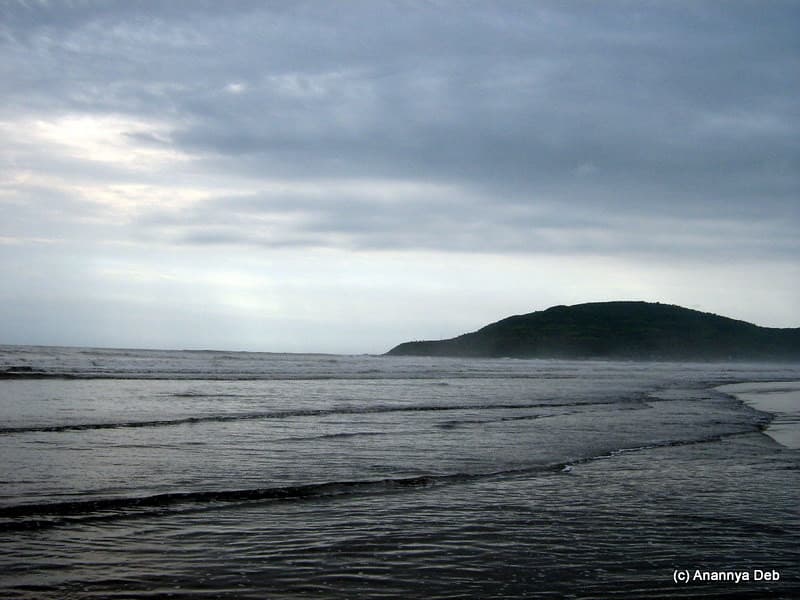 Harihareshwar Beach — photo by Anannya Deb