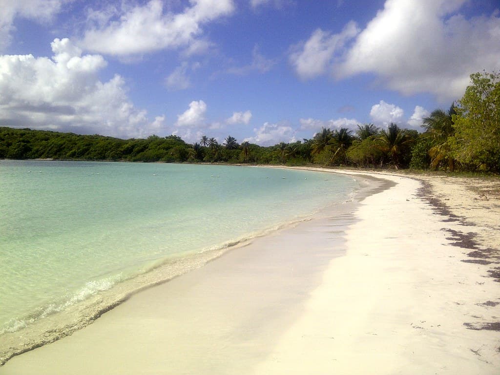 Playa Media Luna