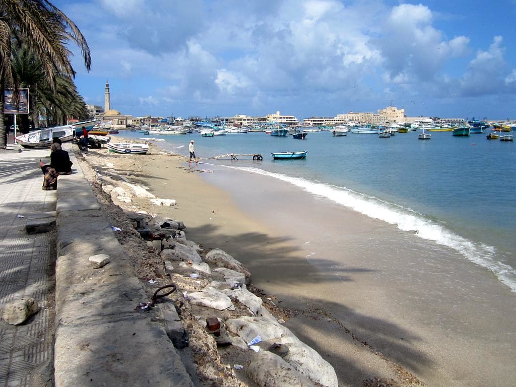 Halk El-Mex Beach
