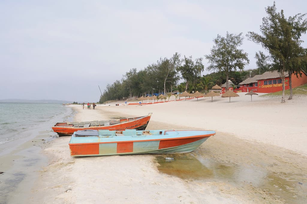 Nhabanga Beach