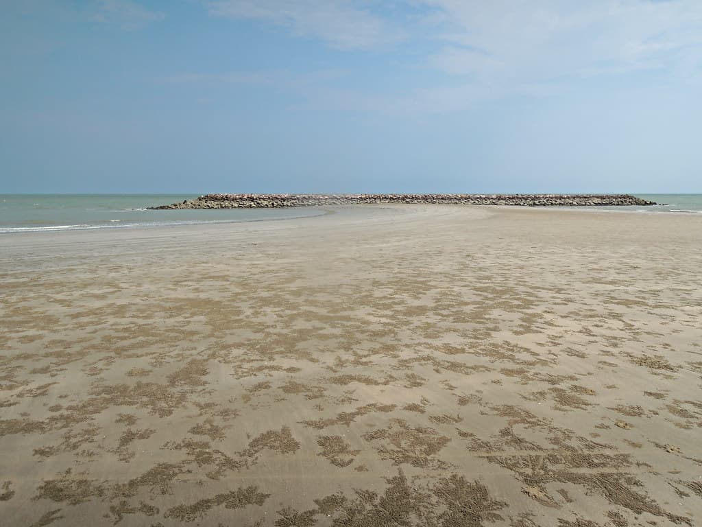 Laem Phak Bia Beach