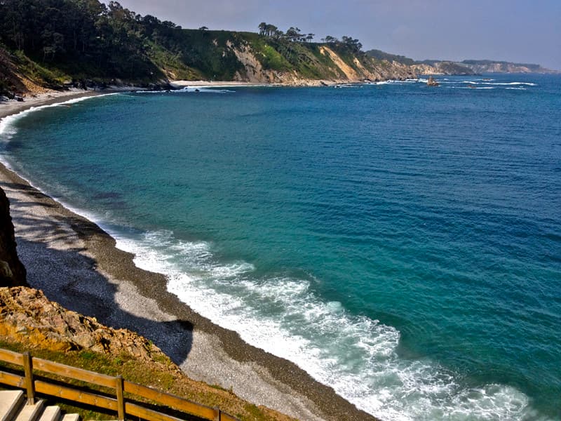 Playa de Barayo view 2