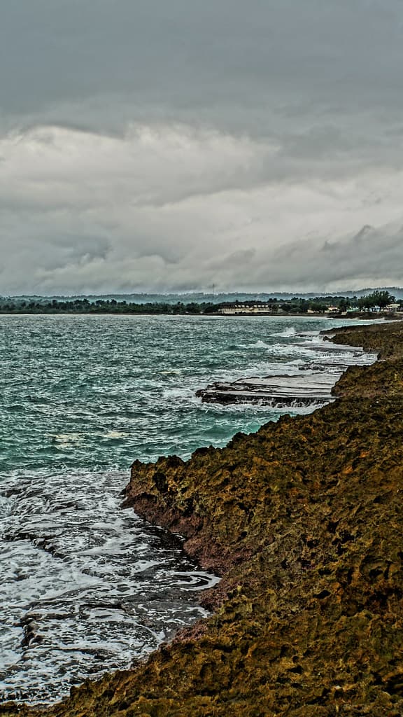 Playa Manglito — photo by Miguel Discart & Kiri Karma