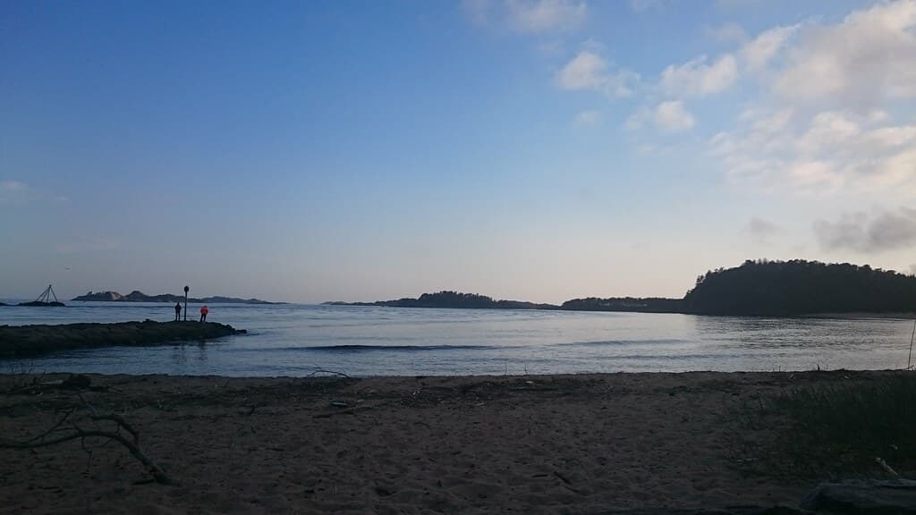 Kanelstranda Beach view 3