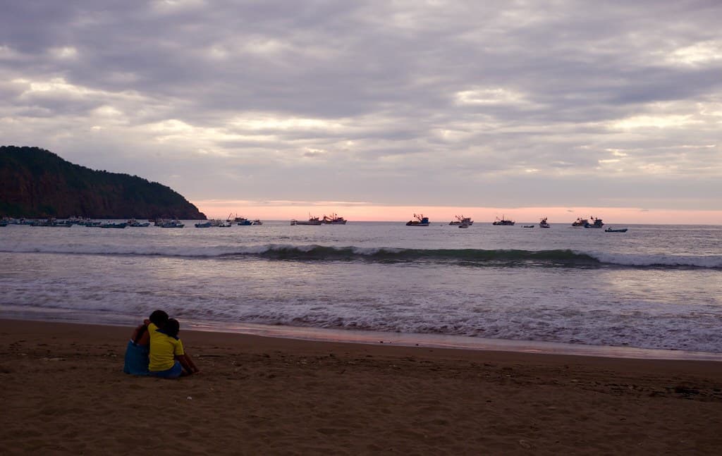 Playa Piqueros — photo by csw27