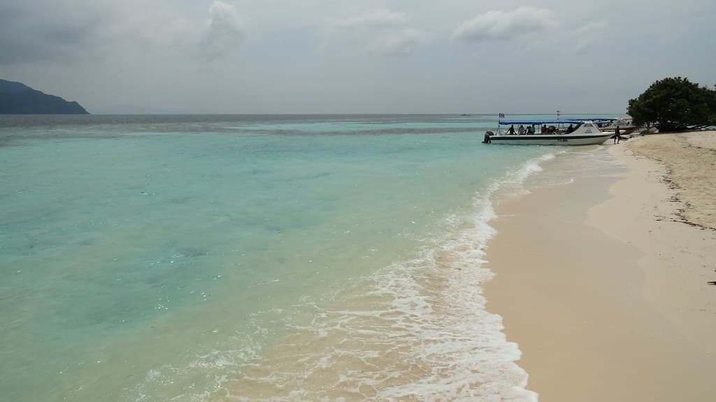 Mantabuan Island Beach